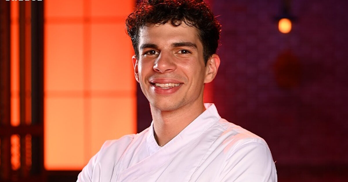 Νέστορας Νέστορας: «Δούλευα σαν σερβιτόρος στο εστιατόριο των γονιών μου»