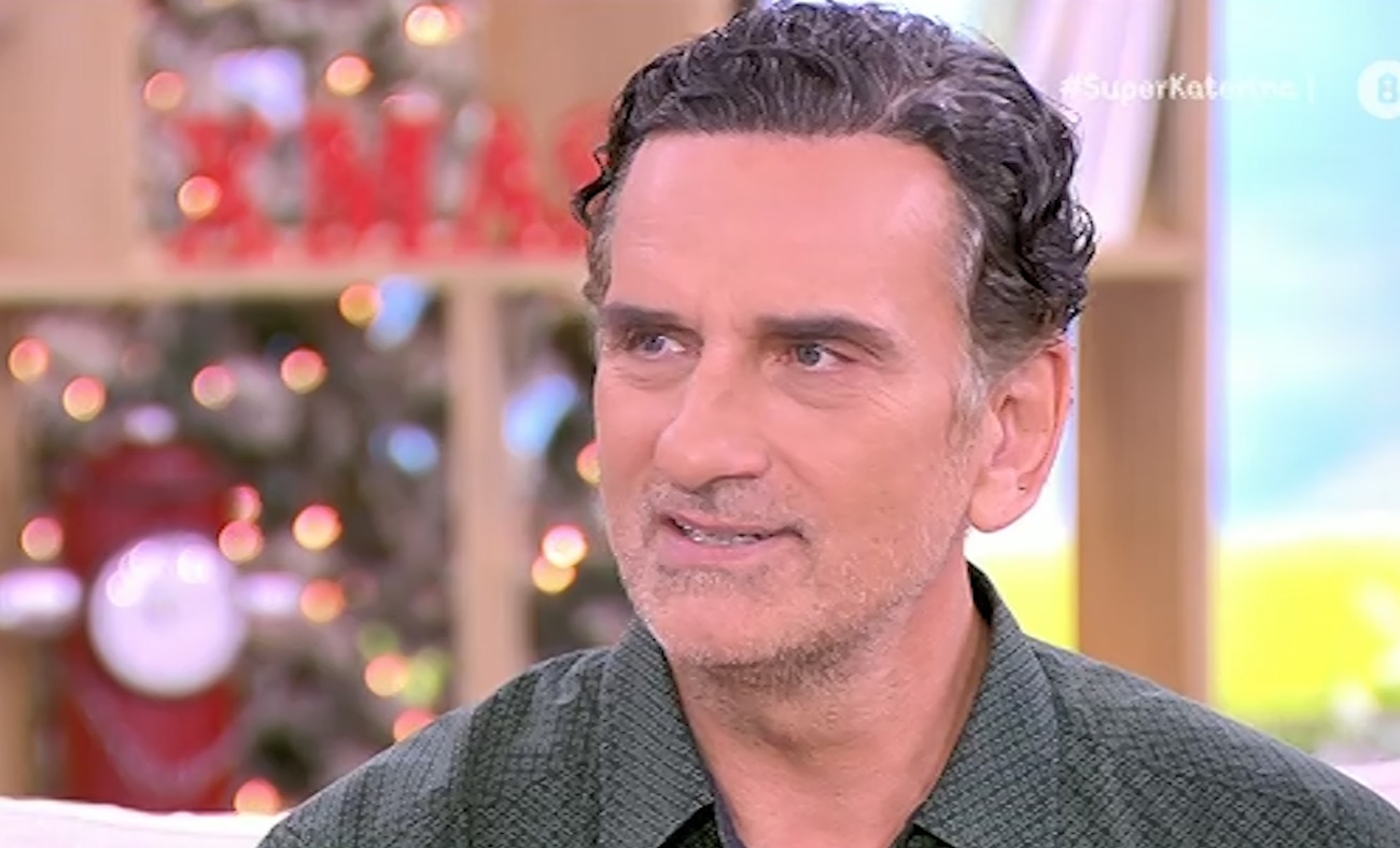 Νίκος Ψαρράς: «Η μητέρα μου αναπαύθηκε, σταμάτησε η καρδούλα της» | Zappit