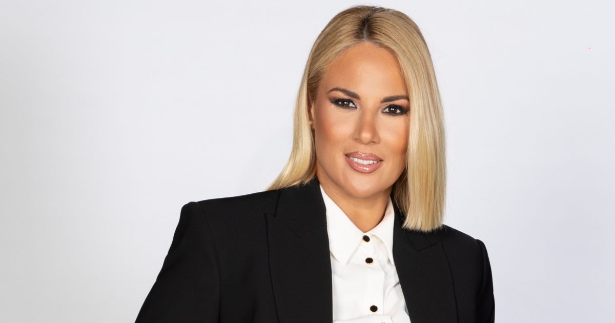 Ντόρα Κουτροκόη: «Οι γυναίκες της ενημέρωσης είναι πιο ωραίες και από αυτές της ψυχαγωγίας»