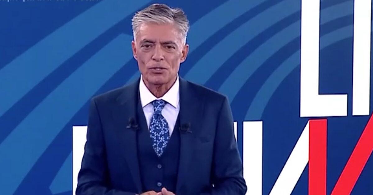 tvneao-nikos-evangelatos-ekane-premiera