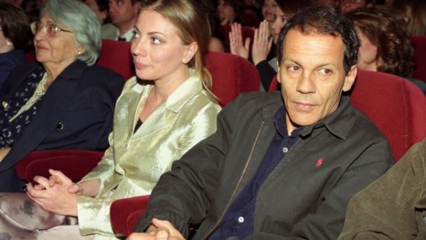 Όταν ο Ξαρχάκος τα είχε 8 χρόνια με την Καρύδη… και 7 ακόμη ζευγάρια διάσημων Ελλήνων που σήμερα δεν θυμάται κανείς