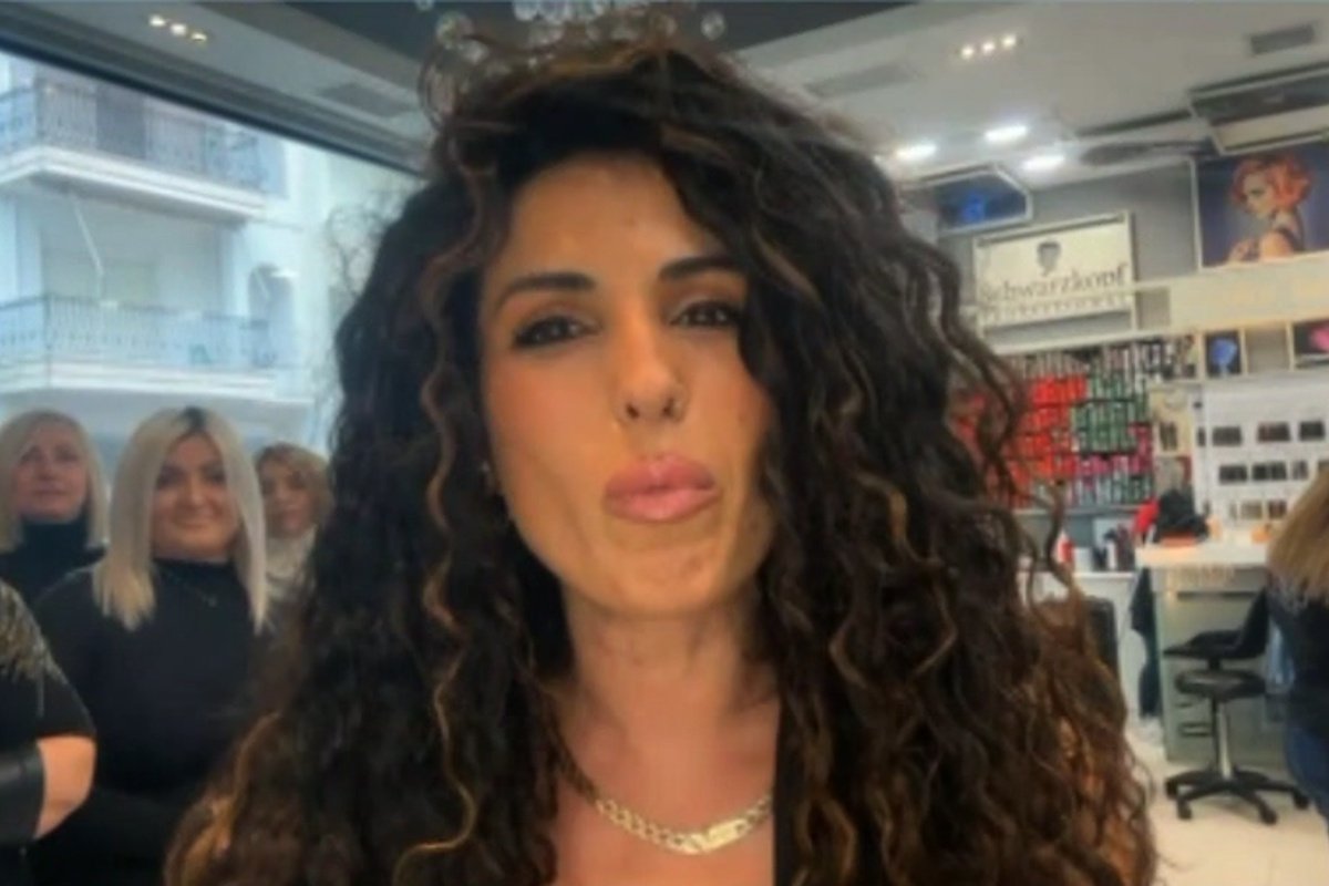 Πάμε Δανάη: Η viral Έλενα Τριανταφύλλου έκανε προτάσεις για… «μαλλάρα αγάπη μου!» – Znews