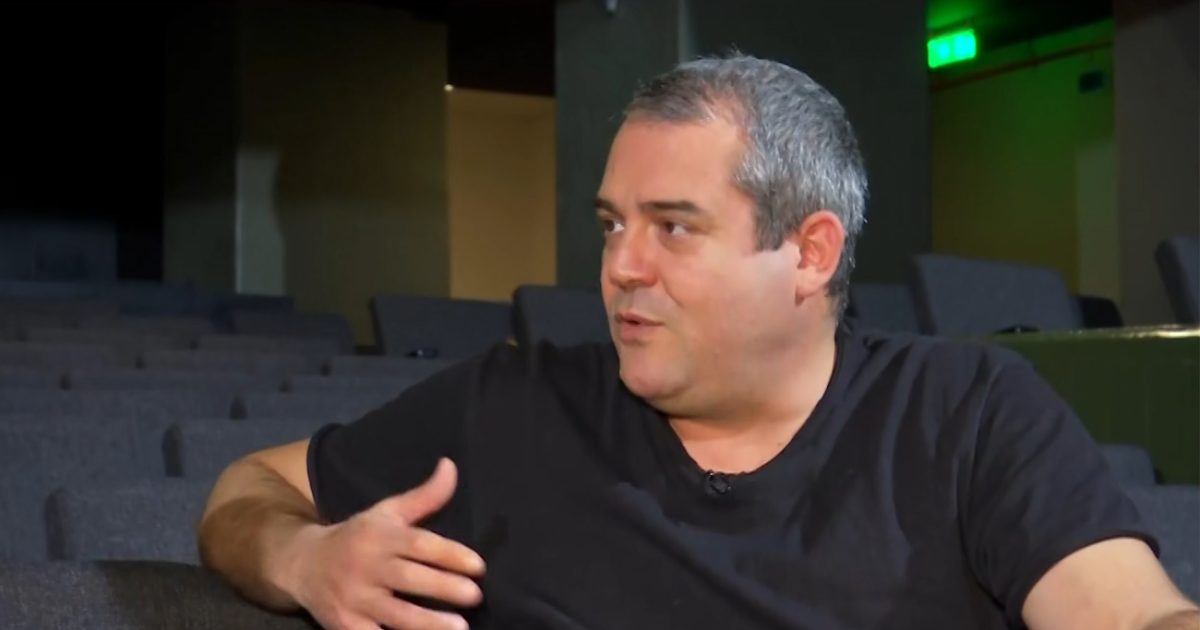 Πυγμαλίων Δαδακαρίδης: «Συνήθως δεν μου αρέσω καθόλου, τι θα αλλάξει αν μπω στο Netflix;»