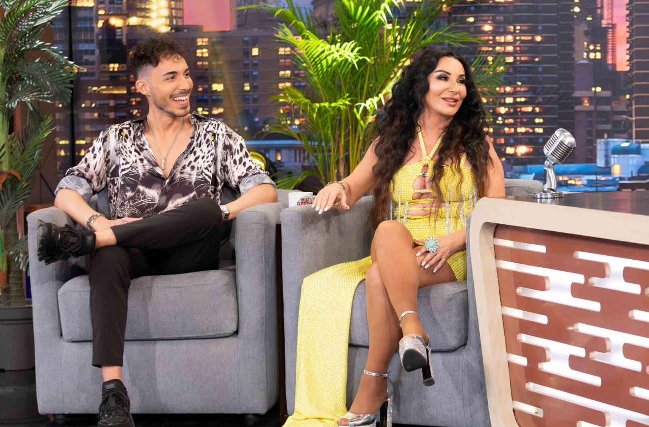 Πόπη Μαλλιωτάκη – Βασίλης Λαζαρίδης: Ξεκίνησαν τα γυρίσματα της εκπομπής τους από την Κωνσταντινούπολη | Zappit