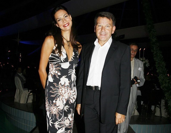 Επιστολή – βόμβα Κούγια για τις δηλώσεις της Βατίδου περί modeling! “Το μέλλον των παιδιών μου είναι το δικηγορικό μου γραφείο” – TLIFE