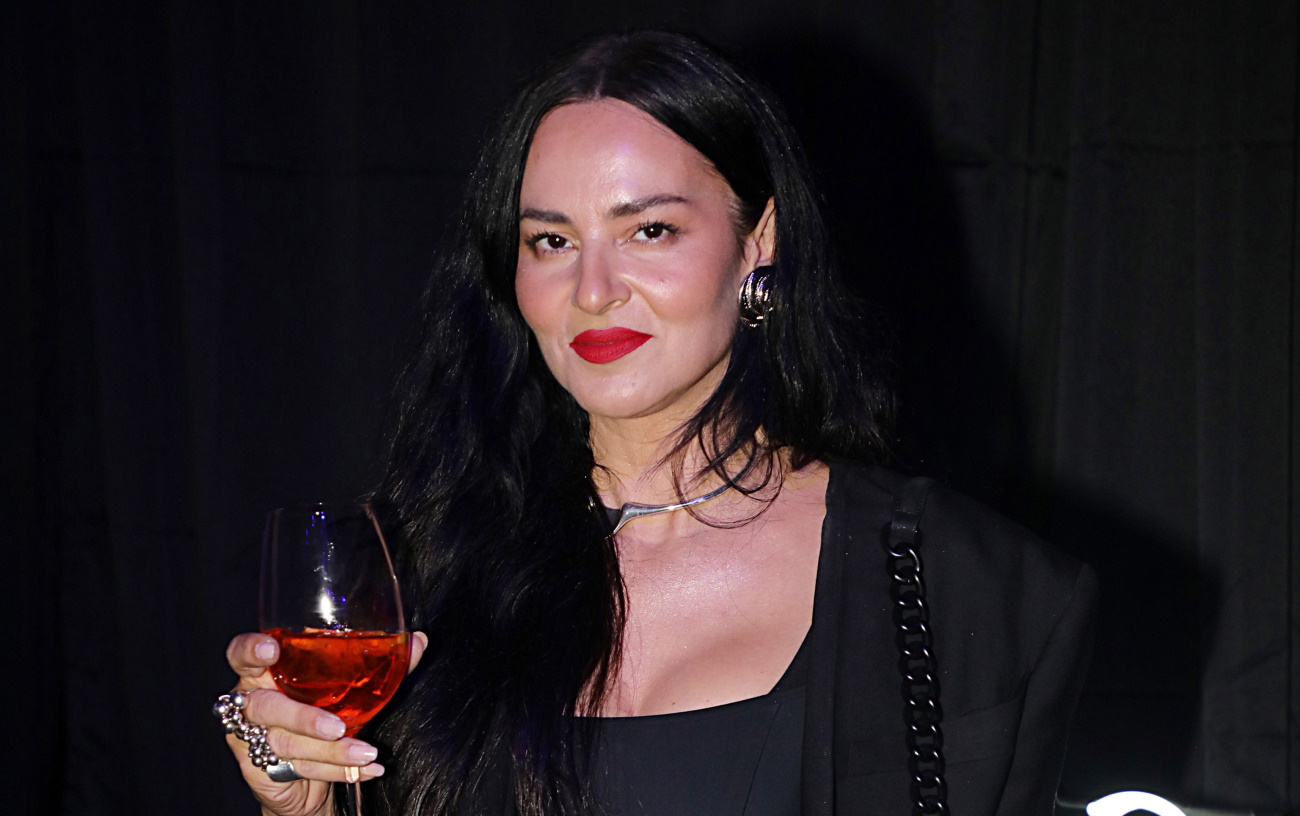 Ζενεβιέβ Μαζαρί: «Έχουμε γκέι ζευγάρια στο First Dates, αλλά μη βάζουμε ταμπέλες» | Zappit