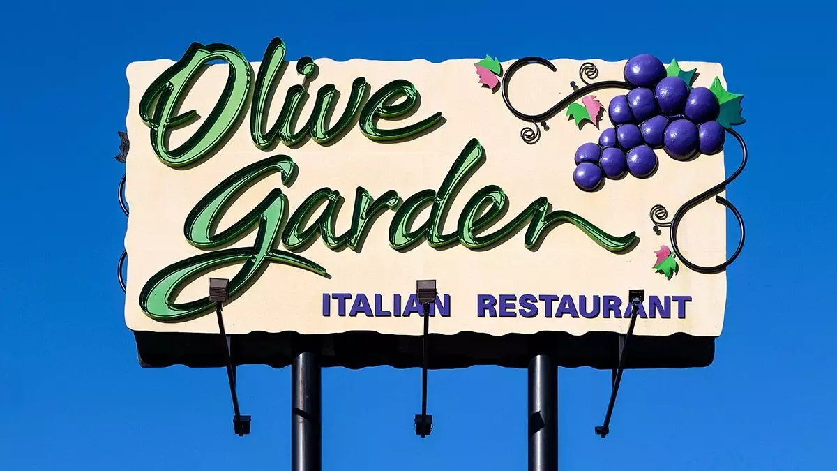 Fact Check Olive Garden Is Closing Down All Restaurant Locations, as