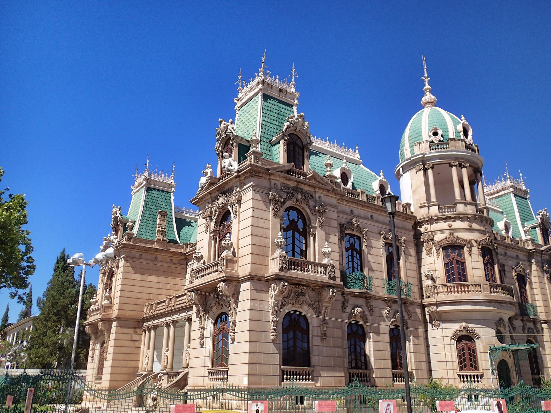 Quinta Gameros in Chihuahua city, an early-1900s mansion with green scalloped roofs and a domed tower