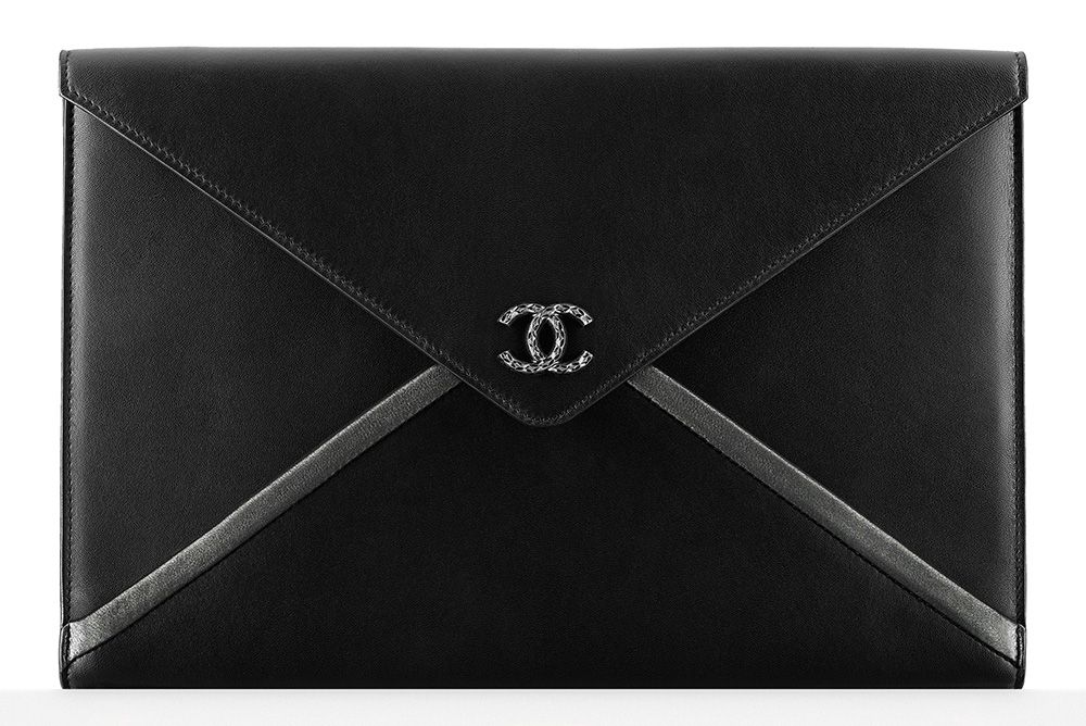 Chanel-Envelope-Pouch-1425