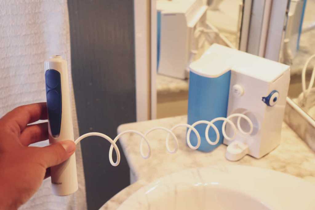 El mejor irrigador dental - Comparativa 2020 37 Cable del Oral-B Water System