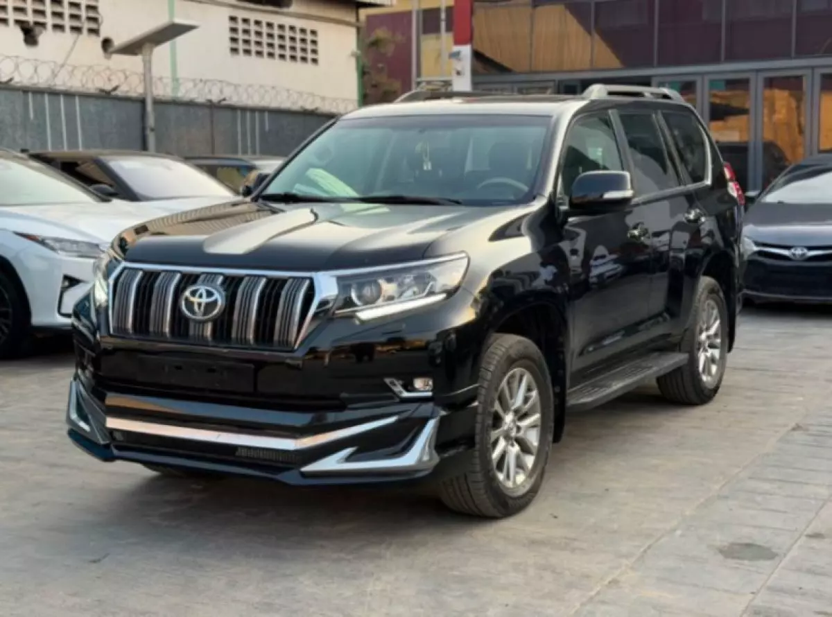 TOYOTA Prado VX   - 2017