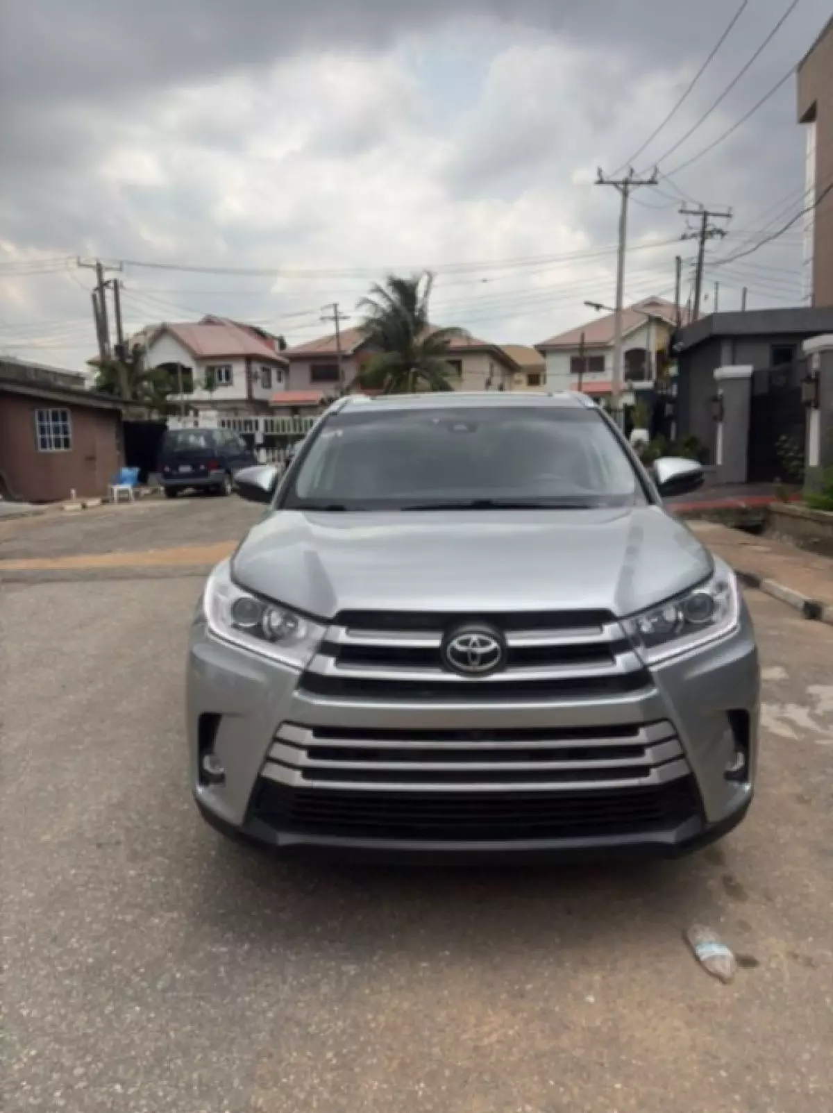 Toyota Highlander   - 2019