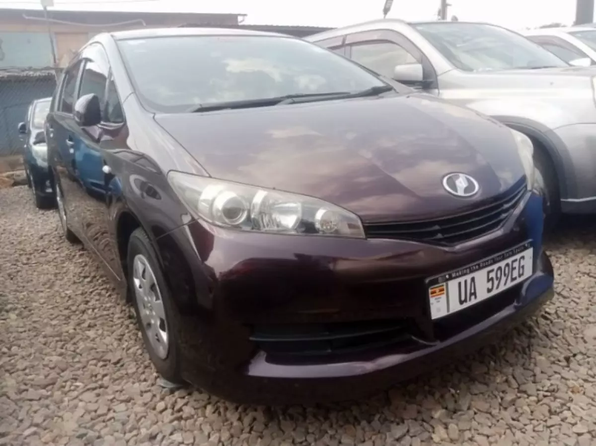 TOYOTA Wish   - 2011