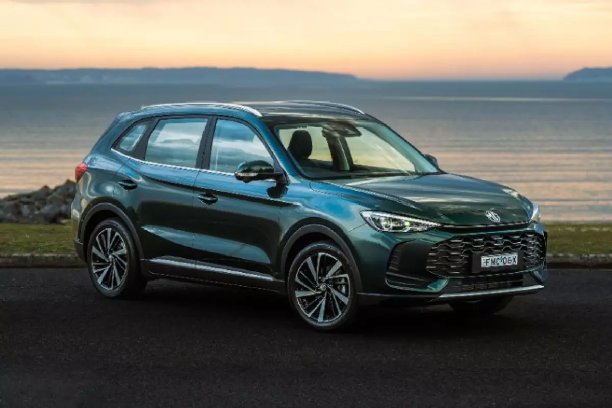 MG ZS   - 2025