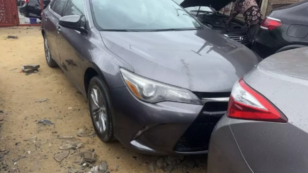 TOYOTA Camry   - 2015