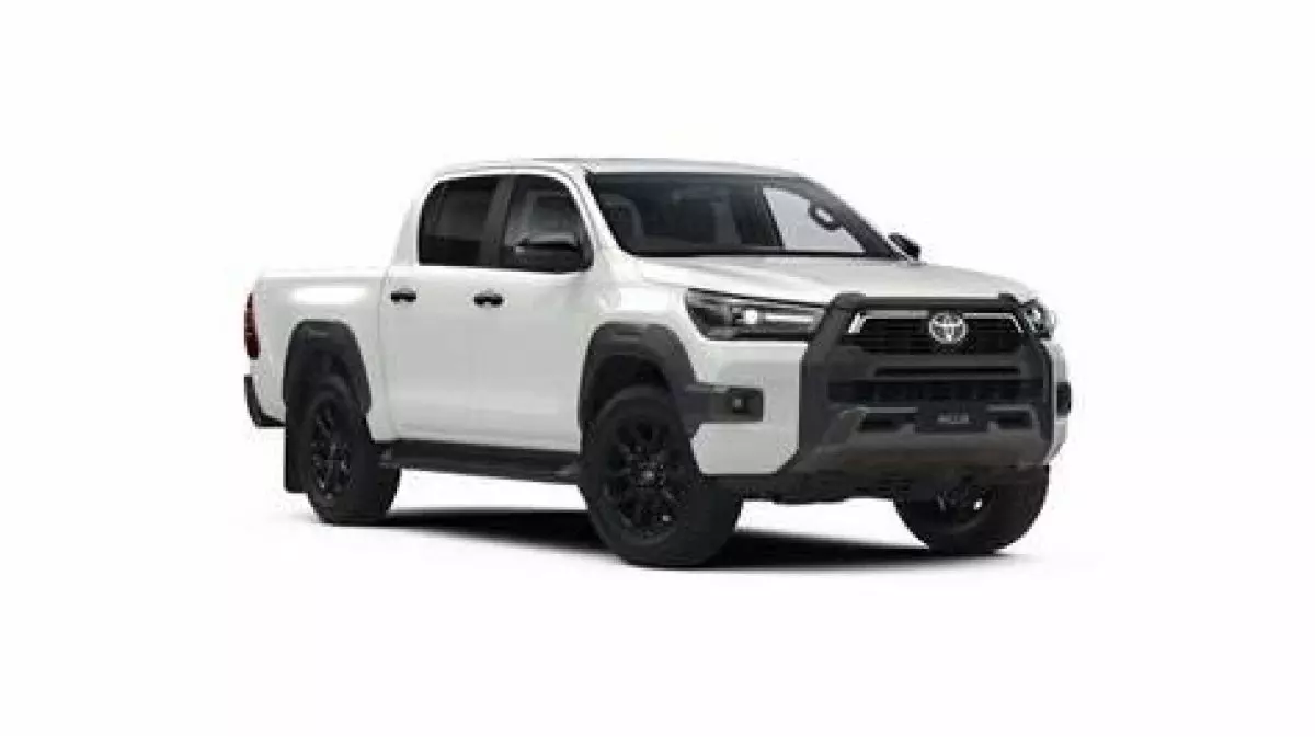 Toyota Hilux   - 2025