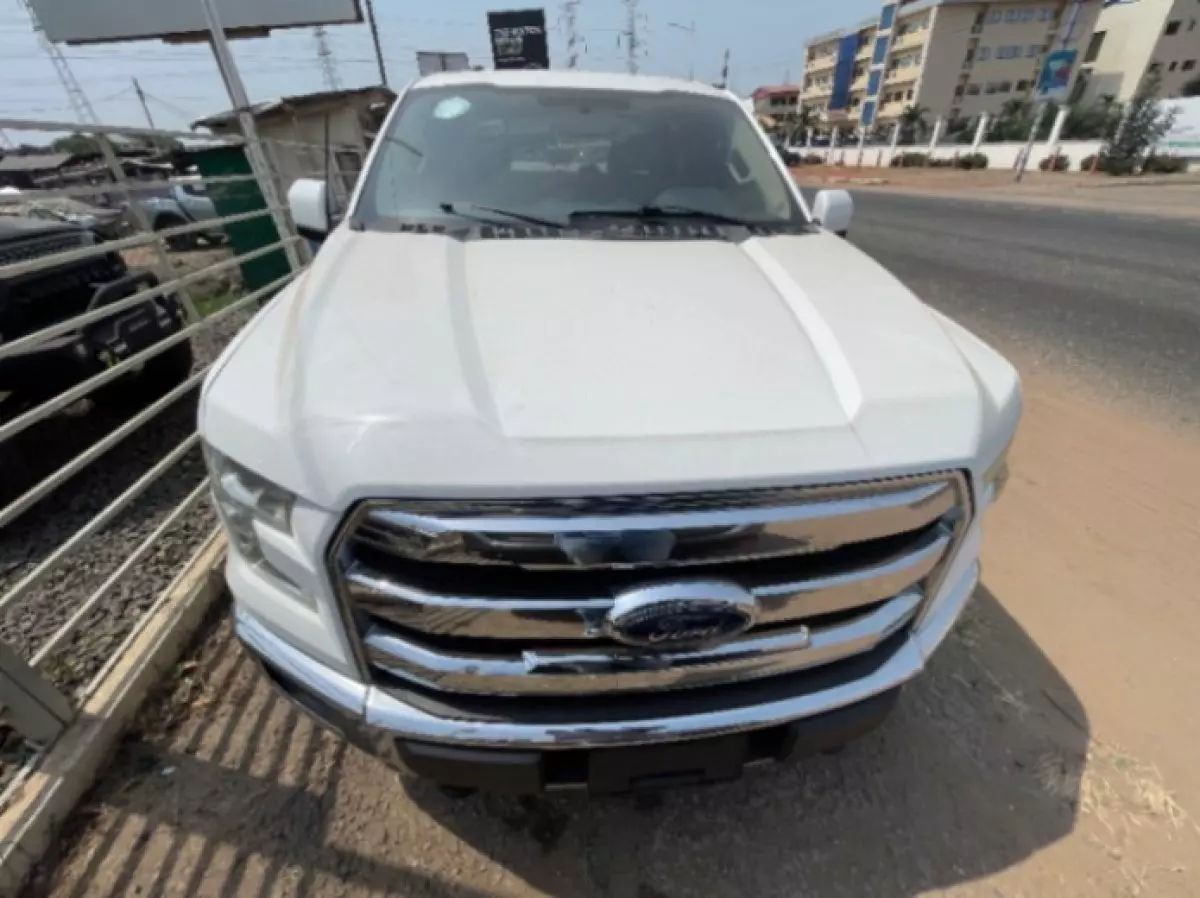 Ford F-150   - 2015