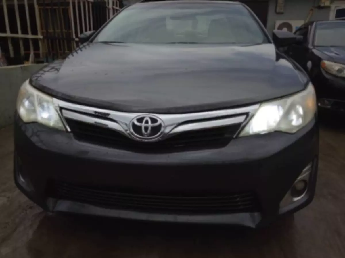 TOYOTA Camry   - 2014
