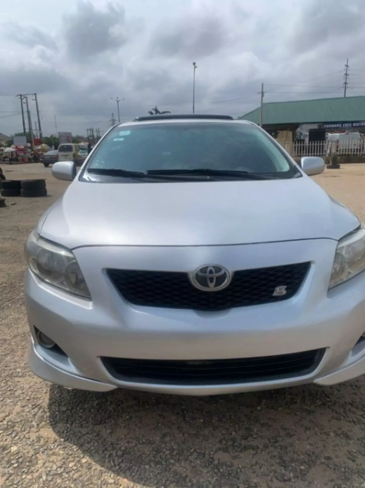 Toyota Corolla   - 2009