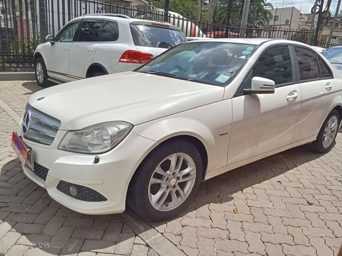 Mercedes-Benz C200   - 2000