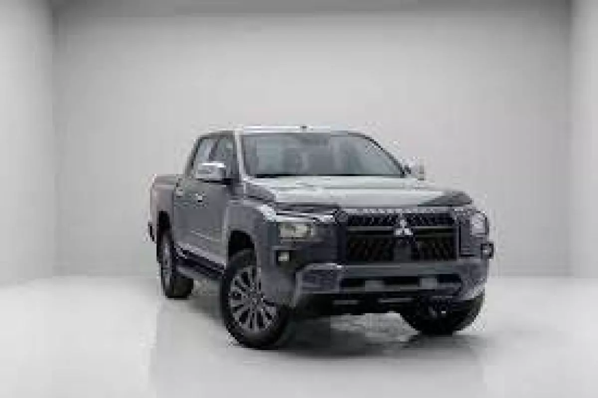 Mitsubishi L200   - 2025