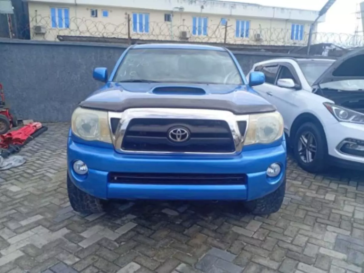 TOYOTA Tacoma   - 2006