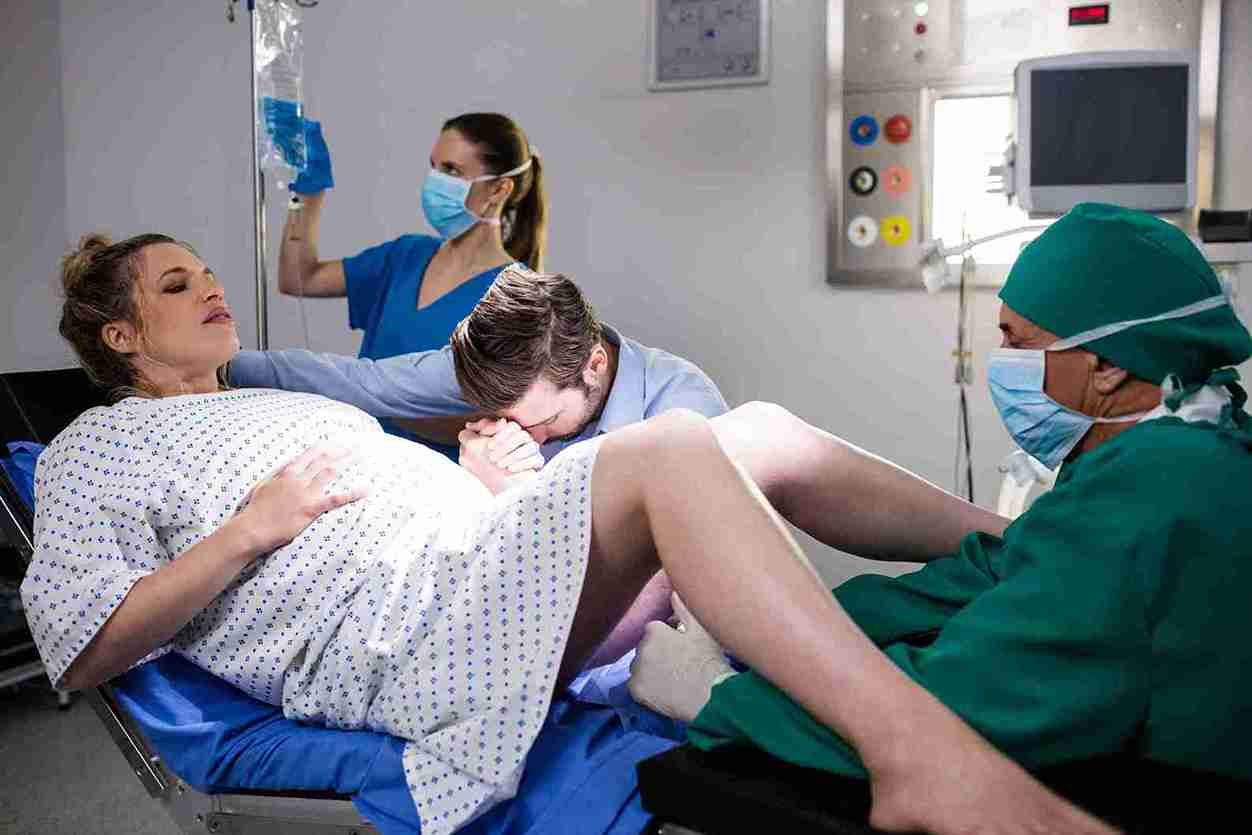 HOW TO RECOGNIZE THE SIGNS OF PRECIPITOUS LABOR