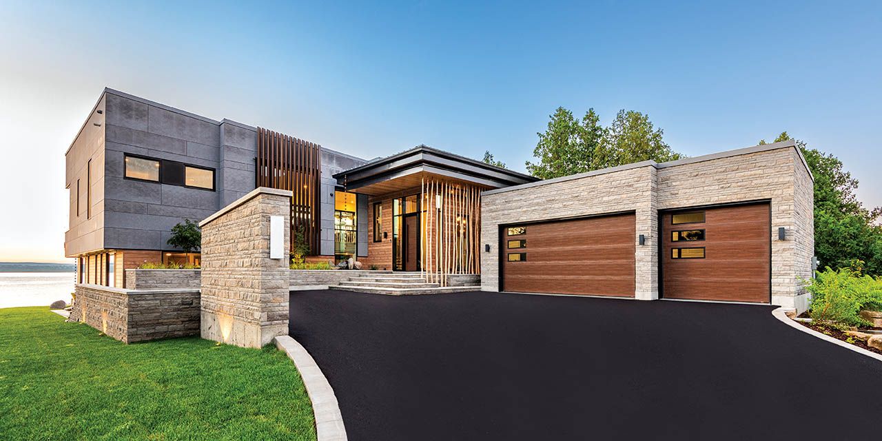 Cobble Beach Home: Contemporary Coastal