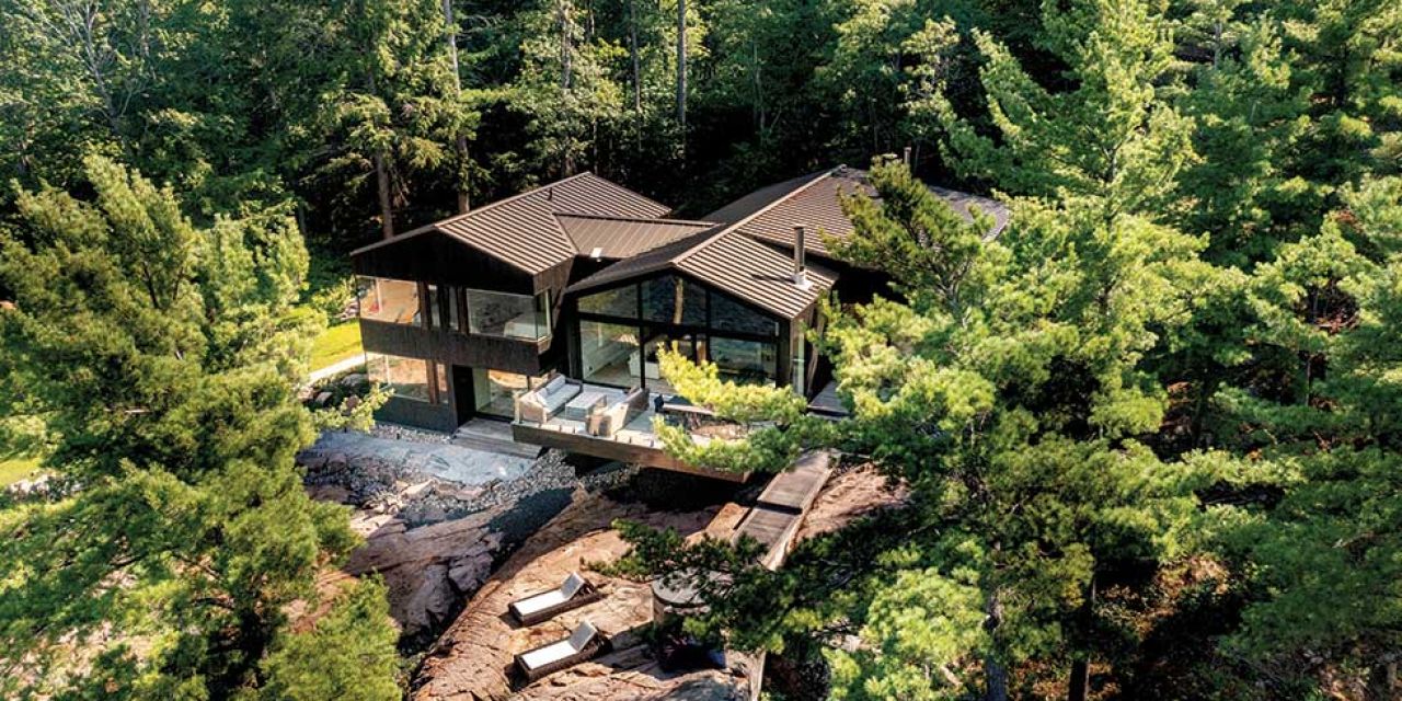 Rock, Water & Wood – Georgian Bay Contemporary Cottage