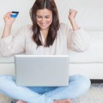 Simple Ways College Students Can Build Their Credit happy-credit-card-user