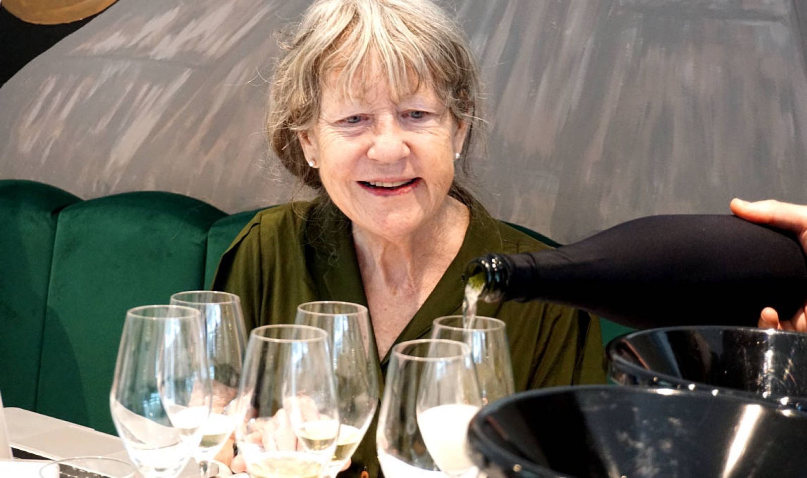 Patricia Stefanowicz MW leading a Champagne masterclass