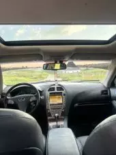 interiorFront