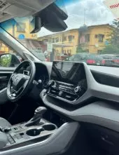 interiorFront