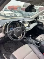 interiorFront