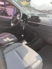 interiorBack