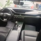 interiorFront