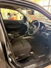 interiorFront