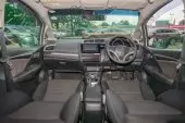interiorFront