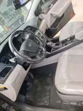 interiorFront