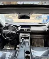 interiorFront
