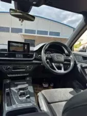 interiorFront