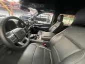 interiorFront