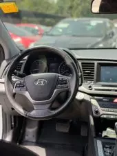interiorBack