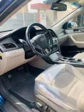interiorFront