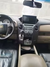 interiorFront
