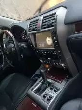 interiorFront