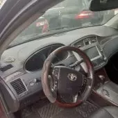 interiorFront