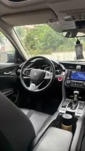 interiorFront