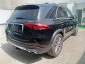 car Right Back