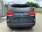 car Right Back